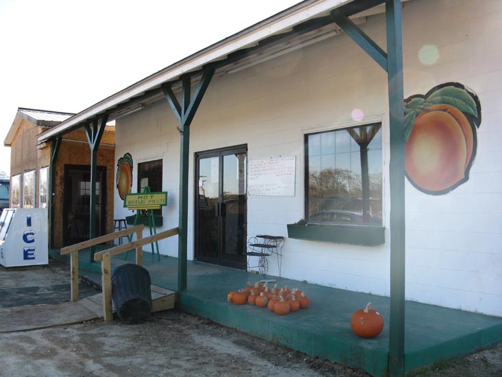 Vance Farmer's Market, 10324 Old Number Six Highway, Vance, South Carolina