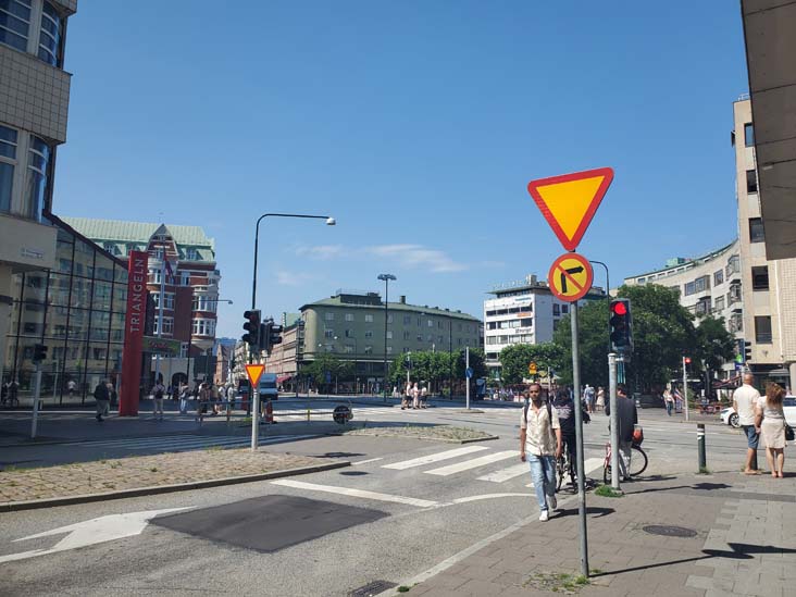 S&ouml;dra F&ouml;rstadsgatan at F&ouml;reningsgatan, Malm&ouml;, Sweden, July 25, 2025