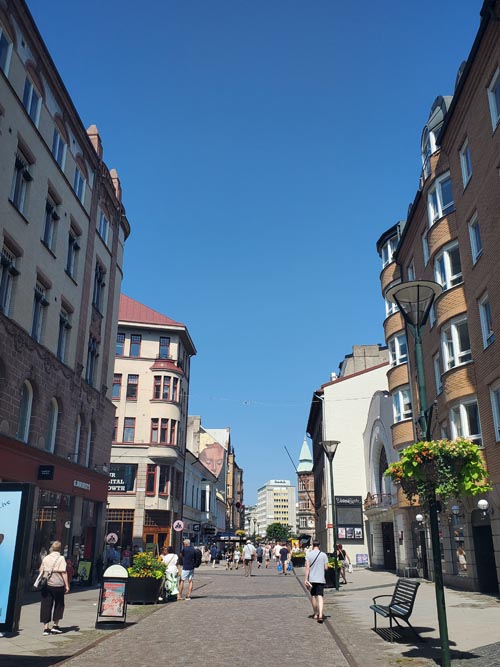 S&ouml;dra F&ouml;rstadsgatan Near K&auml;rleksgatan, Malm&ouml;, Sweden, July 25, 2025