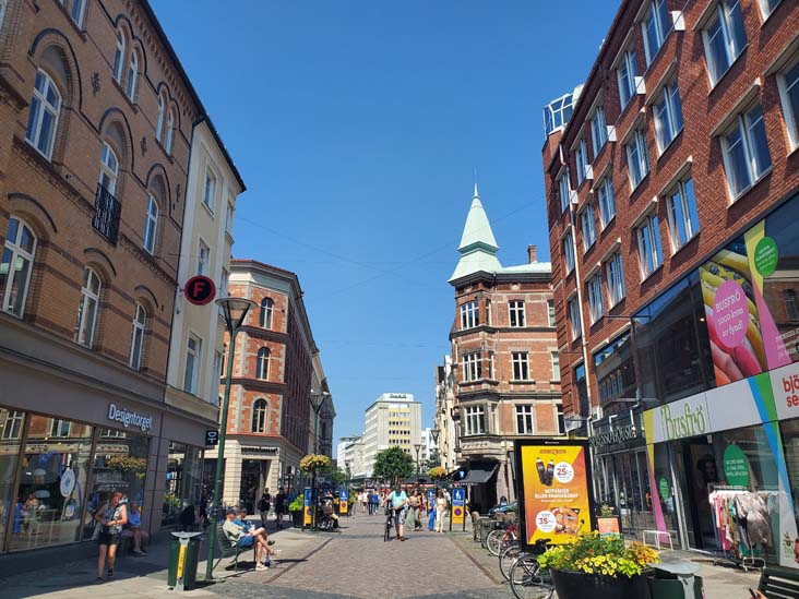 S&ouml;dra F&ouml;rstadsgatan Near Storgatan, Malm&ouml;, Sweden, July 25, 2025