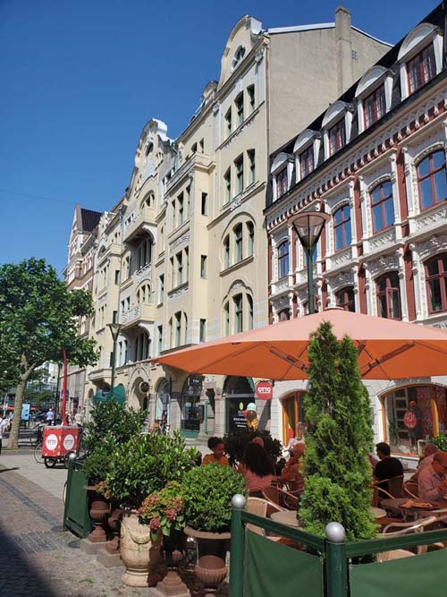 S&ouml;dra F&ouml;rstadsgatan Near Drottninggatan, Malm&ouml;, Sweden, July 25, 2025