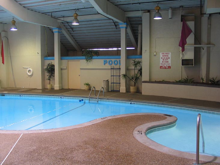 Pool, Days Inn at the Stadium/Days Inn Coliseum, 211 North First Street, Nashville, Tennessee