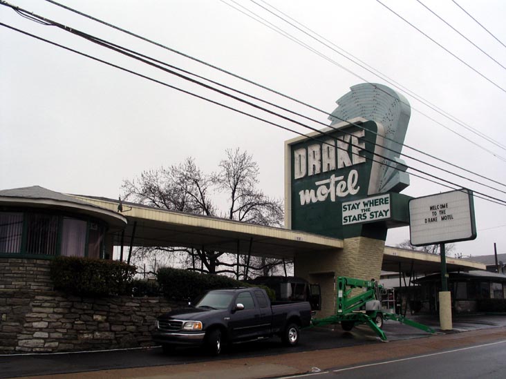 Drake Motel, 420 Murfreesboro Road, Nashville, Tennessee