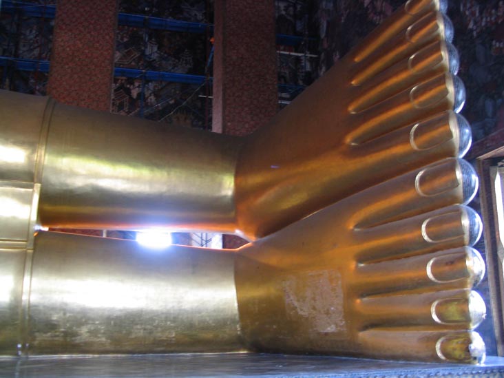 Reclining Buddha, Wat Pho, Bangkok, Thailand