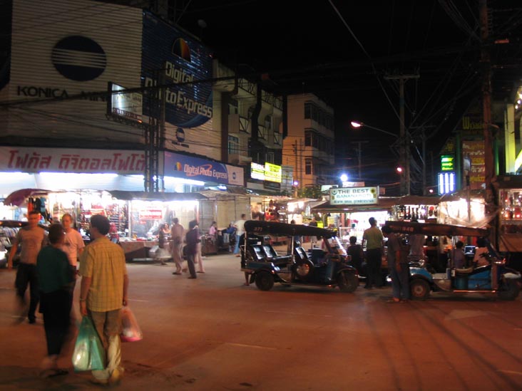 Chang Klan, Night Market, Chiang Mai, Thailand