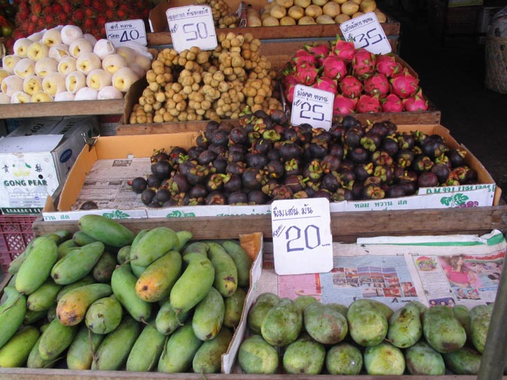 Fruit, Ton Lamyai Market, Chiang Mai, Thailand