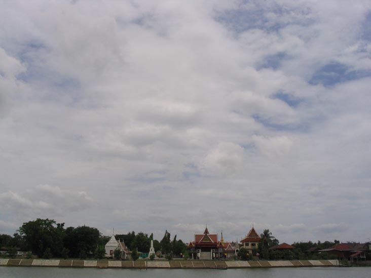 Wat Along Chao Phraya River, Thailand