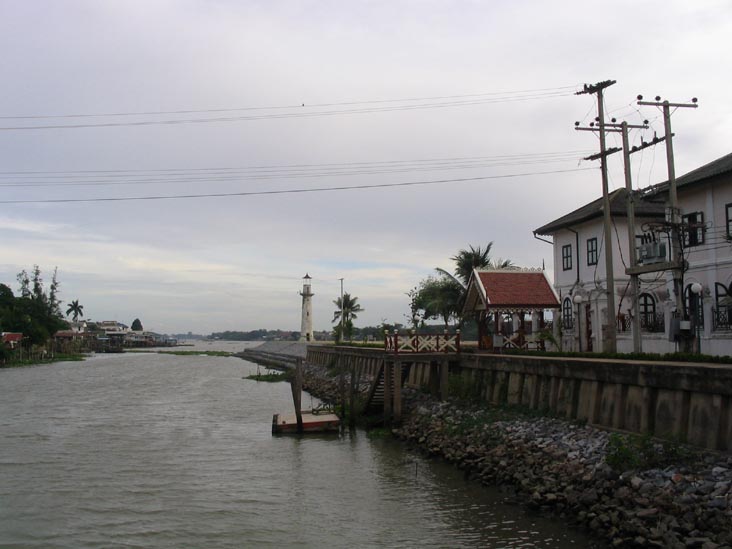 Wat Nivat, Near Bang Pa-In, Chao Phraya River, Thailand