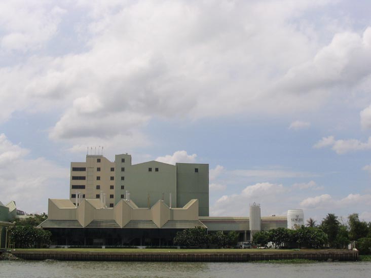 Singha Factory, Chao Phraya River North of Bangkok, Thailand