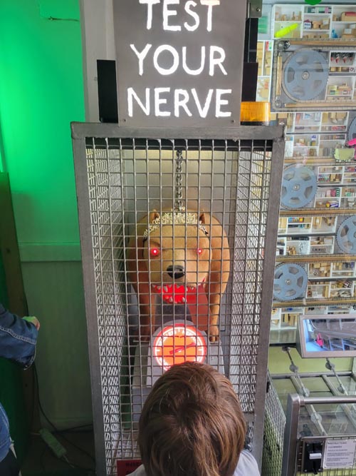 Test Your Nerve Machine, Novelty Automation, Holborn, London, England, April 8, 2023