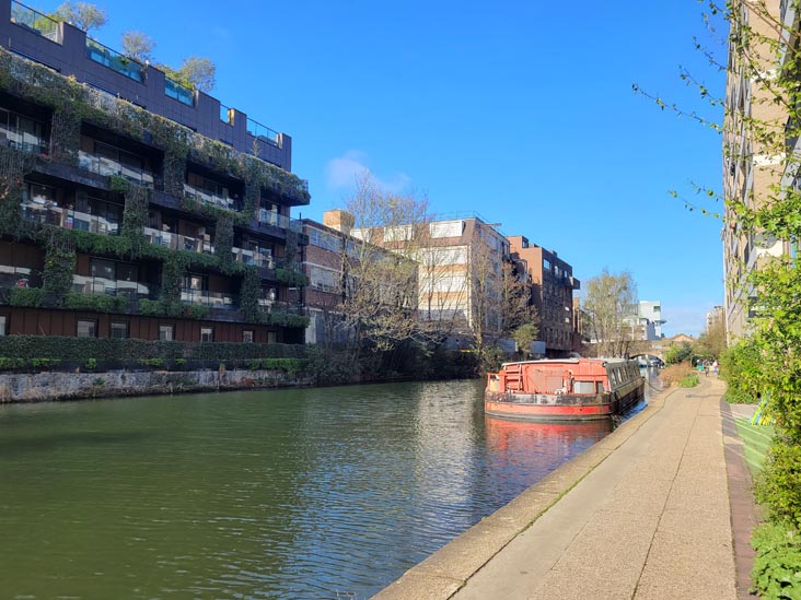 Regent's Canal Near Whitmore Road, London, England, April 11, 2023