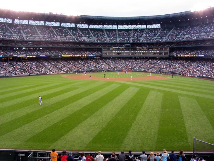 Seattle Mariners vs. Kansas City Royals, Safeco Field, Seattle, Washington, August 27, 2004