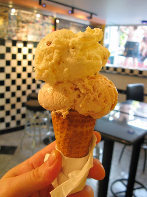 Ice Cream Cone, Larry's Ice Cream, 1633 Connecticut Avenue NW, Washington, D.C.