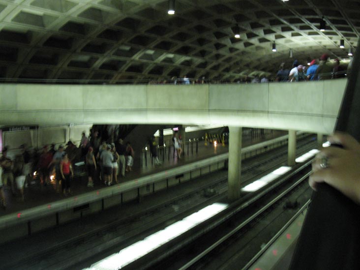L'Enfant Plaza Station, DC Metrorail, Washington, D.C.