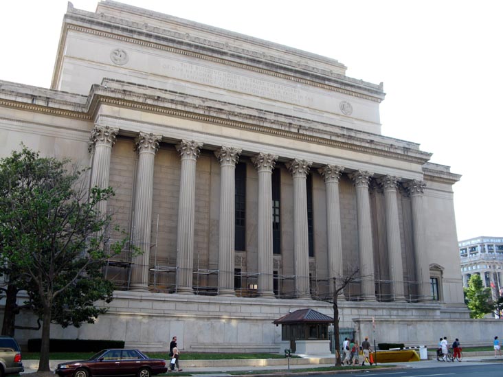 National Archives Building, 700 Pennsylvania Avenue NW, Washington, D.C.