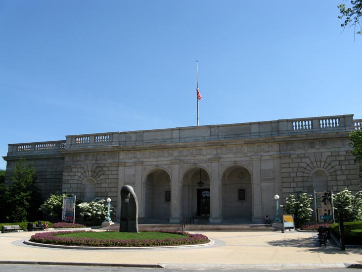 Freer Gallery of Art, National Mall, Washington, D.C., May 26, 2008