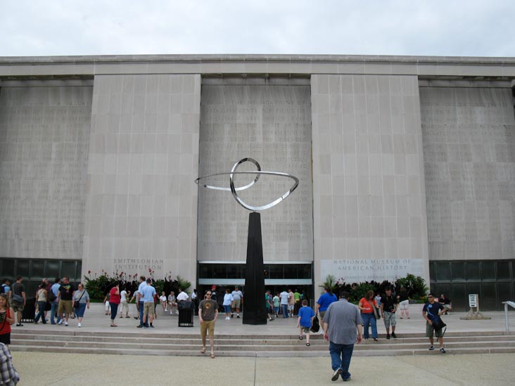 National Mall Entrance, Smithsonian National Museum of American History, National Mall, Washington, D.C.