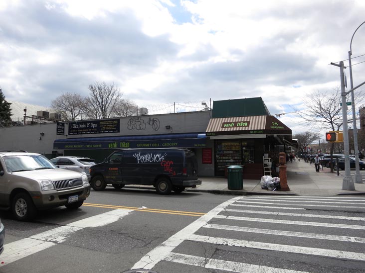 Verdi Fresh, 21-01 31st Street, Astoria, Queens, April 13, 2013