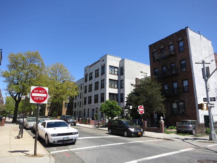 27th Street and Hoyt Avenue North, NE Corner, Astoria, Queens, May 3, 2013