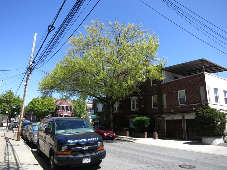 27th Street Near Ditmars Boulevard, Astoria, Queens, May 3, 2013