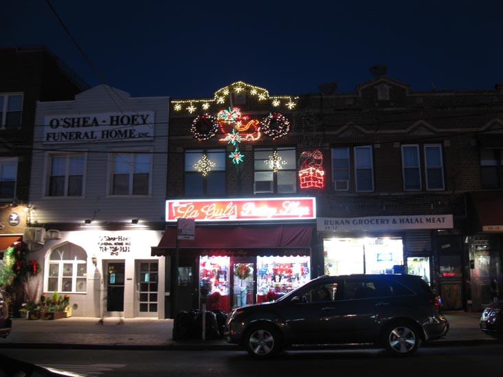 La Guli Pastry Shop, 29-15 Ditmars Boulevard, Astoria, Queens, December 23, 2011