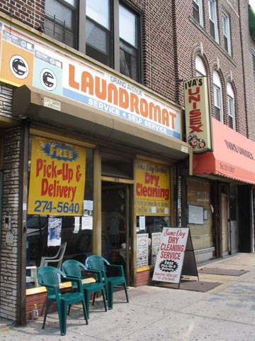 Grand Avenue Laundromat, 34-15 30th Avenue, Astoria, Queens, August 14, 2005