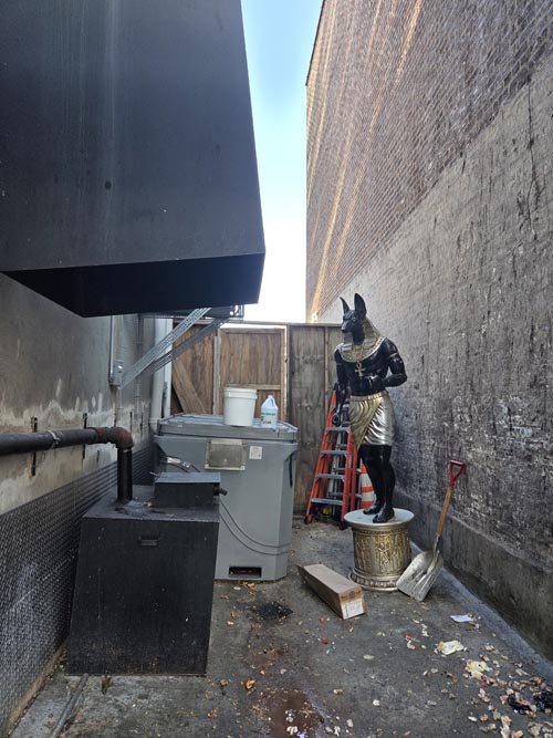 Hamido Seafood, 31-29 Ditmars Boulevard, Astoria, Queens, November 2, 2025