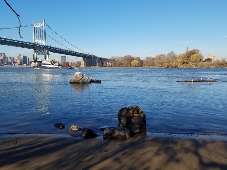 East River Waterfront, Astoria Park, Astoria, Queens, November 26, 2019
