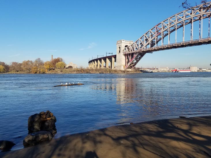 East River Waterfront, Astoria Park, Astoria, Queens, November 26, 2019