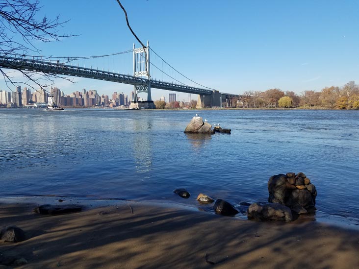 East River Waterfront, Astoria Park, Astoria, Queens, November 26, 2019