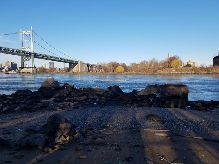 East River Waterfront, Astoria Park, Astoria, Queens, November 30, 2019