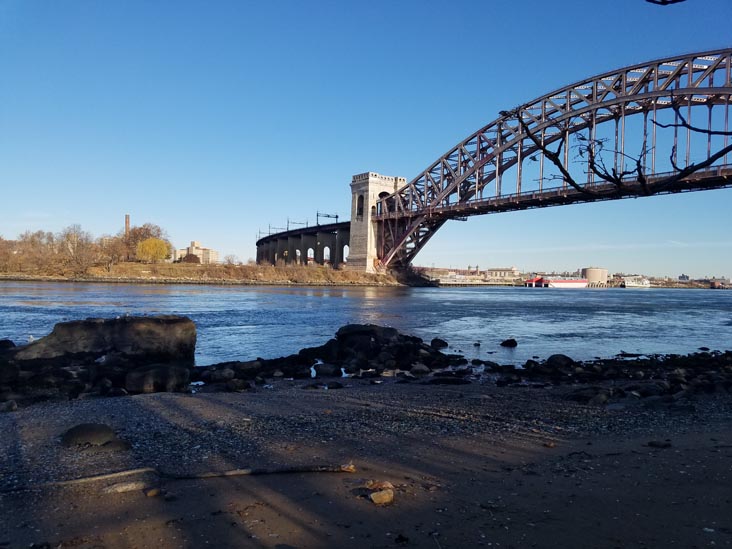 East River Waterfront, Astoria Park, Astoria, Queens, November 30, 2019
