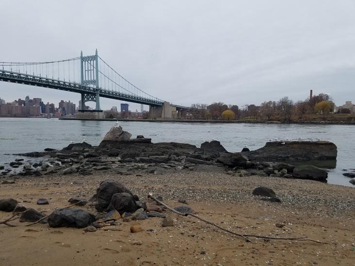 East River Waterfront, Astoria Park, Astoria, Queens, December 1, 2019