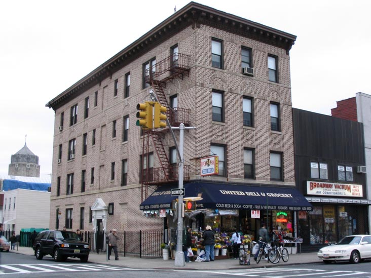 Broadway, Astoria, Queens