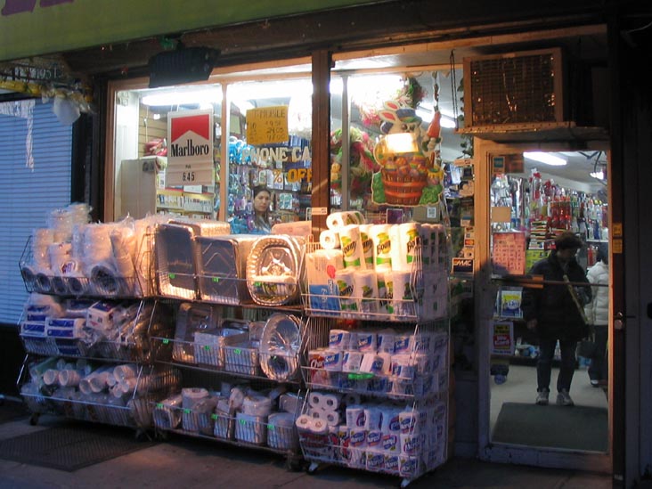 Dollar & Cent Store, 36-11 Ditmars Boulevard, Astoria, Queens