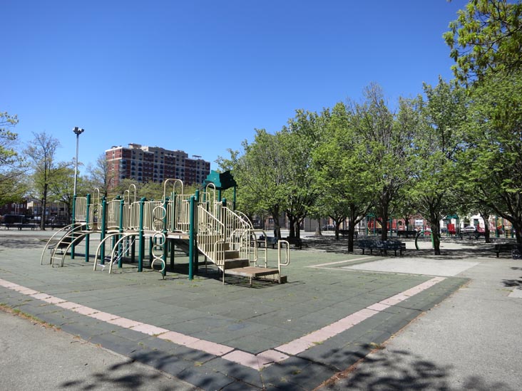 Hoyt Playground, Astoria, Queens, May 1, 2013