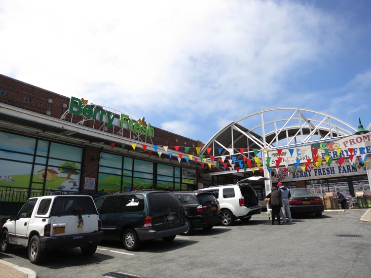 LaGuardia Center, 44th Street and Ditmars Boulevard, SW Corner, Astoria, Queens, May 6, 2013