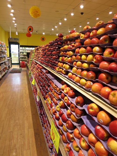 Apples, Berry Fresh Farms, LaGuardia Center, 43-26 Ditmars Boulevard, Astoria, Queens, April 7, 2013