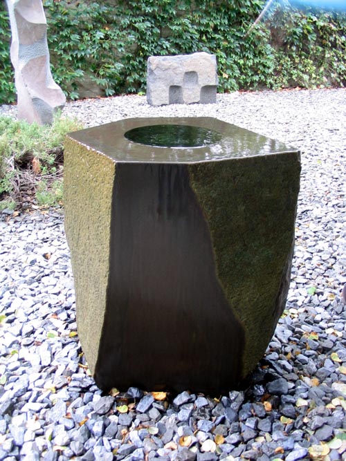 Fountain, Isamu Noguchi Garden Museum, 9-01 33rd Road, Astoria, Queens, October 2, 2004