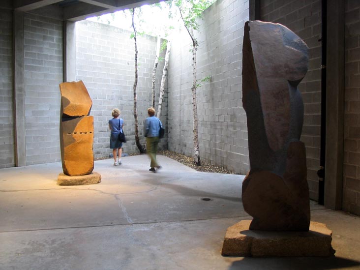 Isamu Noguchi Garden Museum, 9-01 33rd Road, Astoria, Queens, October 2, 2004