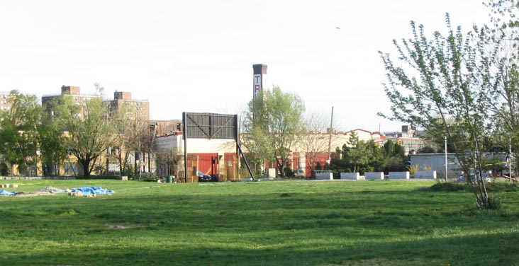 Socrates Sculpture Park, 32-01 Vernon Boulevard, Astoria, Queens
