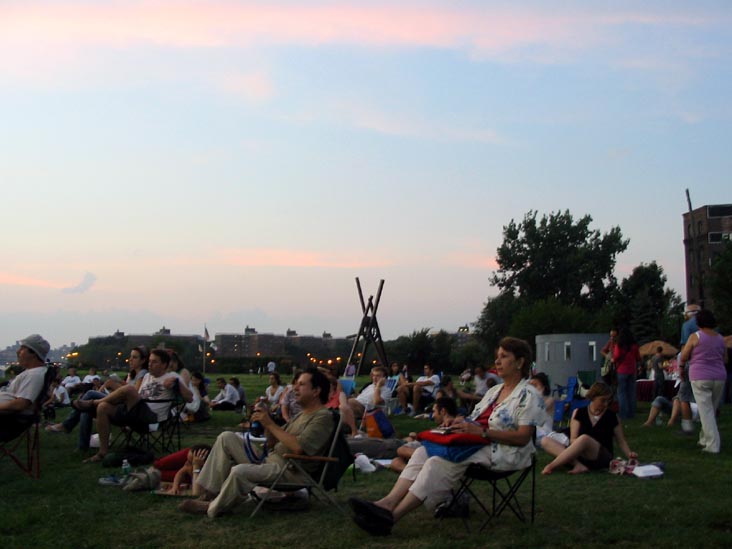 Outdoor Cinema, Socrates Sculpture Park, 32-01 Vernon Boulevard, Astoria, Queens, August 8, 2007