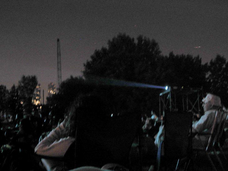 Outdoor Cinema: Kal Ho Naa Ho, Socrates Sculpture Park, 32-01 Vernon Boulevard, Astoria, Queens, August 8, 2007