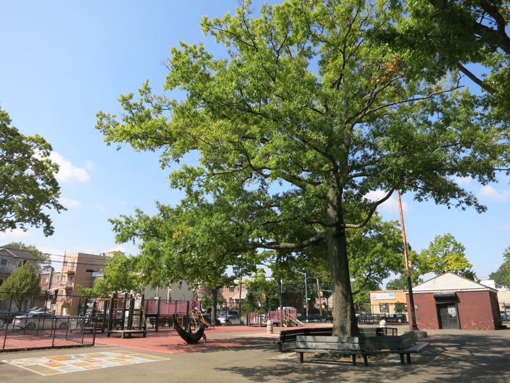 Woodtree Playground, 38th Street and 20th Avenue, Astoria, Queens, September 19, 2014