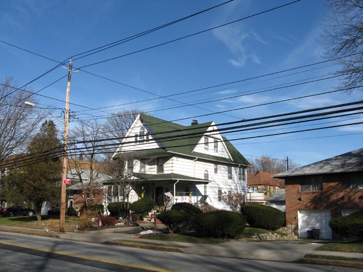 East Side of Bell Boulevard Between 32nd and 29th Avenues, Bayside, Queens