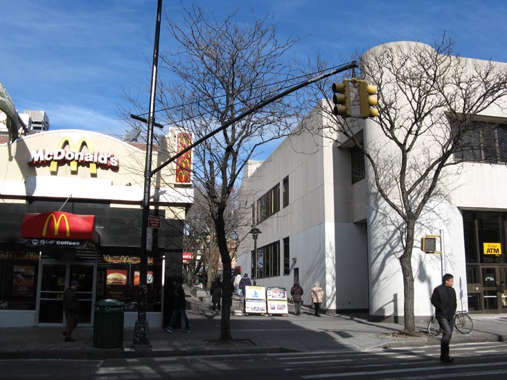 Lippmann Arcade Between Roosevelt Avenue and 39th Avenue, Flushing, Queens