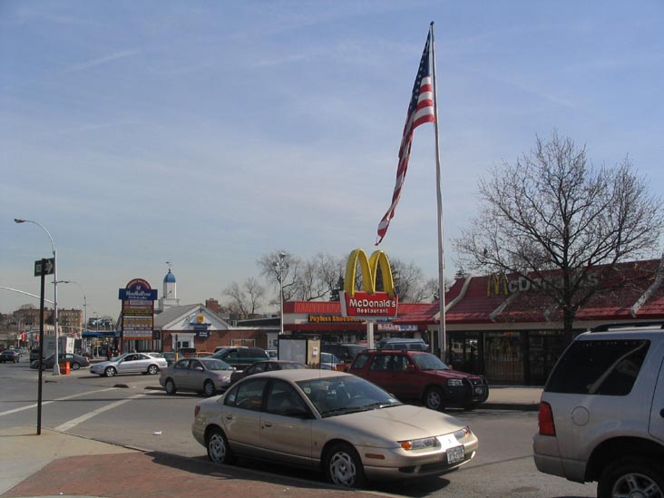 McDonald's, 155-14 Roosevelt Avenue, Across From Corporal William A. Leonard Square, Murray Hill, Flushing, Queens