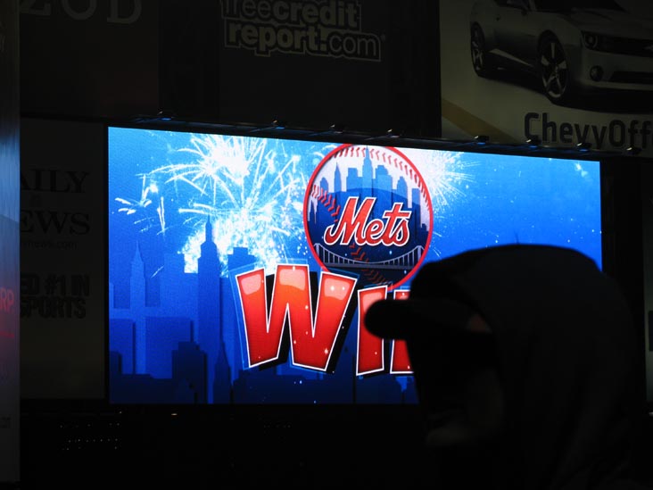 Mets Win! Graphic, Scoreboard, New York Mets vs. Philadelphia Phillies, Citi Field, Flushing Meadows Corona Park, Queens, May 6, 2009