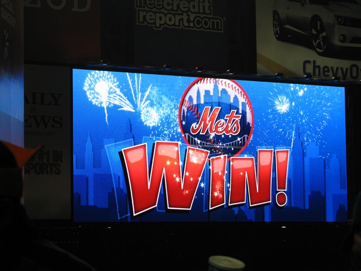 Mets Win! Graphic, Scoreboard, New York Mets vs. Philadelphia Phillies, Citi Field, Flushing Meadows Corona Park, Queens, May 6, 2009