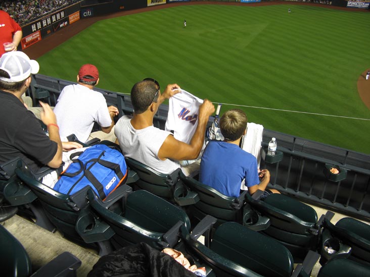 T-Shirt Launch Prize, Section 426, New York Mets vs. Philadelphia Phillies, Citi Field, Flushing Meadows Corona Park, Queens, August 21, 2009